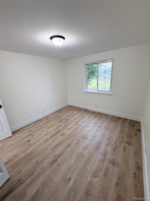 8965 Van Gordon Avenue, White Lake, MI — Photo 14