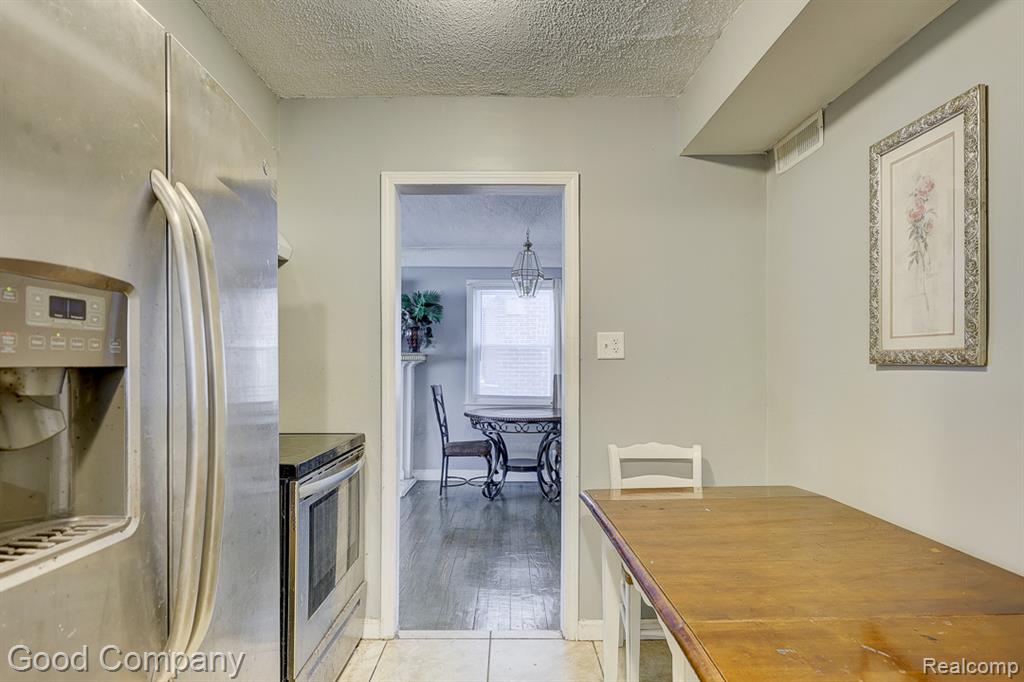 18669 Coyle Street, Detroit, MI 48235 — Photo 13