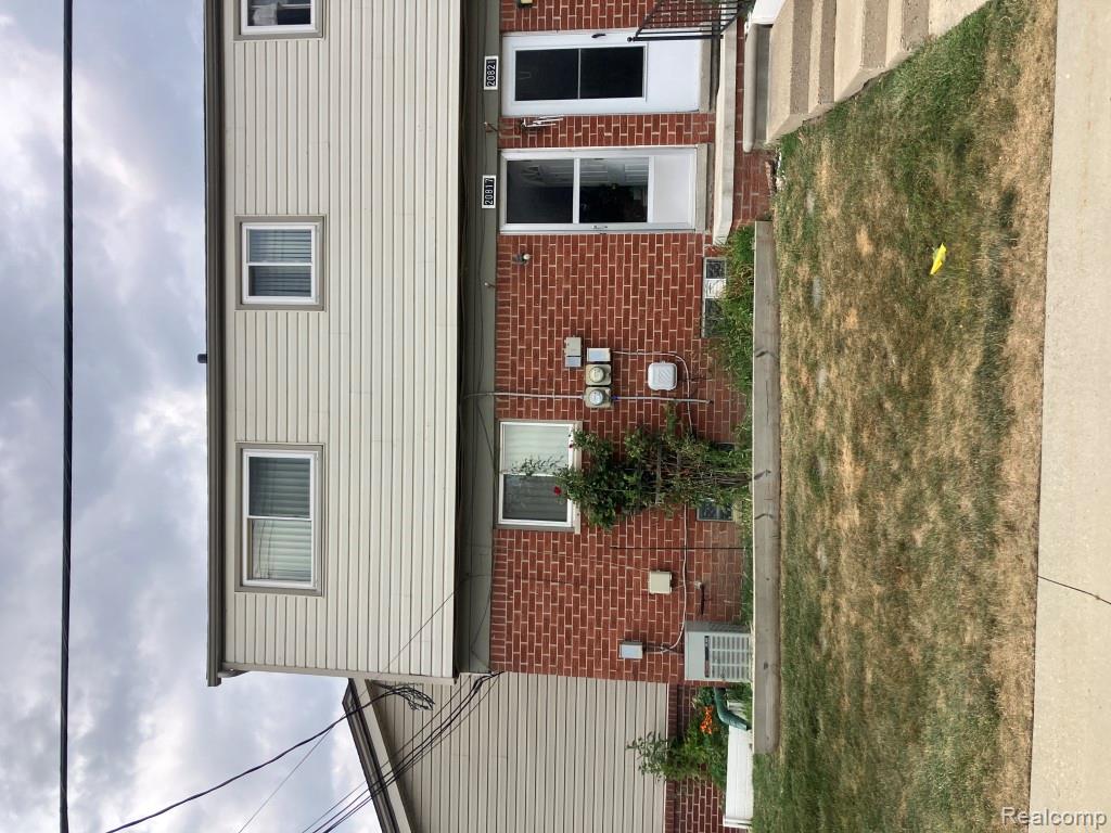 20817 Washington, Roseville, MI 48066
