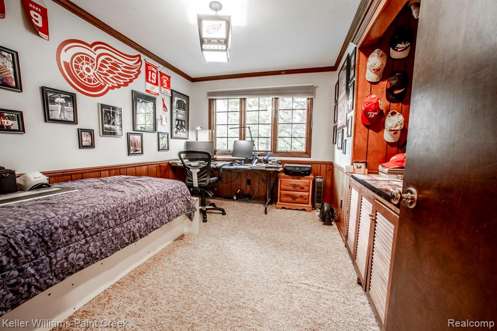 939 Biggers Court, Rochester Hills, MI 48309 — Photo 16