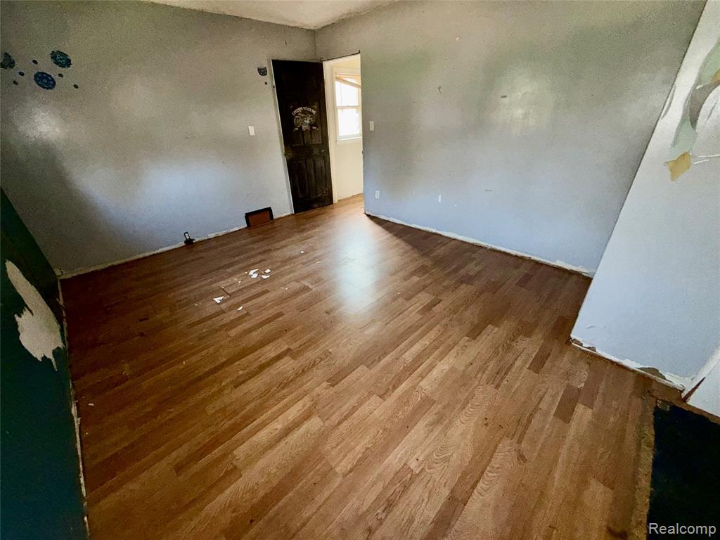 3233 W Home Avenue, Flint, MI 48504 — Photo 15