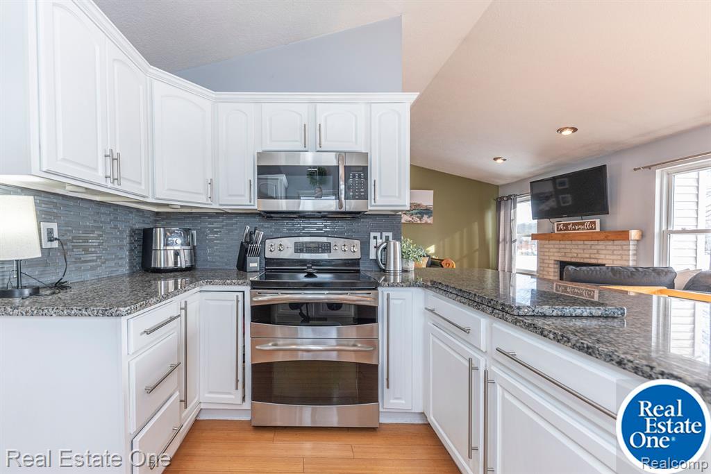 12021 COUNTRY RIVER Drive, Rives Junction, MI 49277 — Photo 15