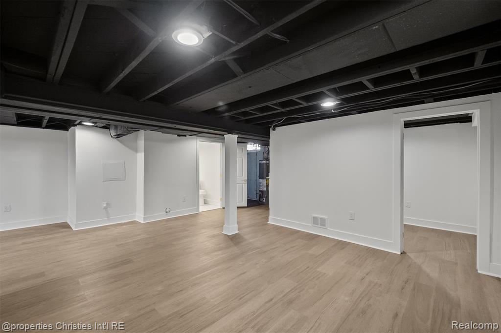 4109 Grandview Road, Royal Oak, MI 48073 — Photo 24