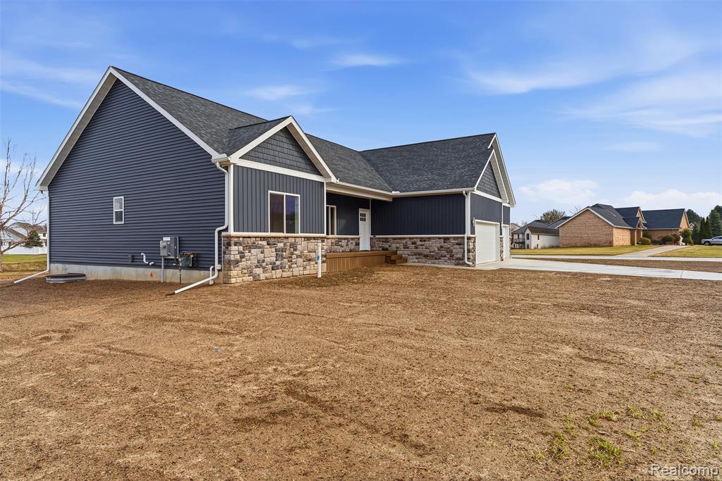 6344 Boulder Drive, Flushing, MI 48433 — Photo 9