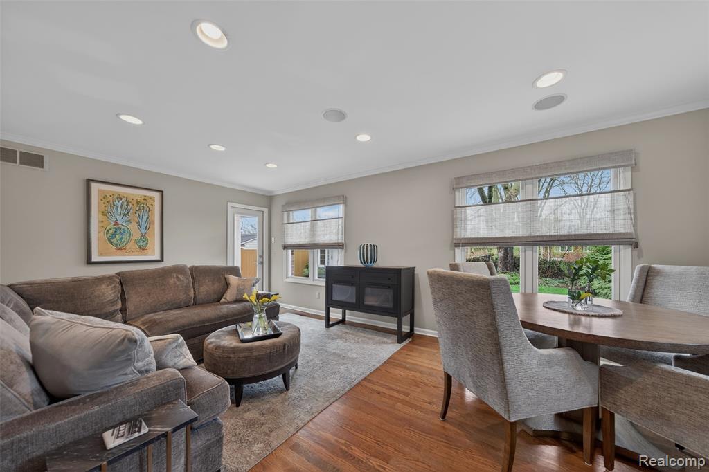 16265 Locherbie Avenue, Beverly Hills, MI 48025 — Photo 13