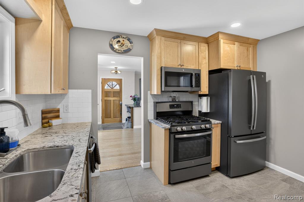1352 Georgia Avenue, Marysville, MI 48040 — Photo 23