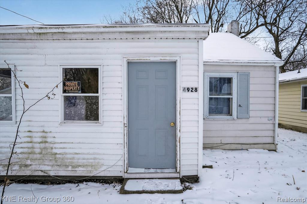 4928 Hughes Road, Lansing, MI 48910 — Photo 6