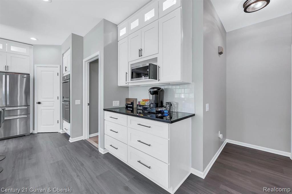 49251 STANTON, Canton, MI 48188 — Photo 15