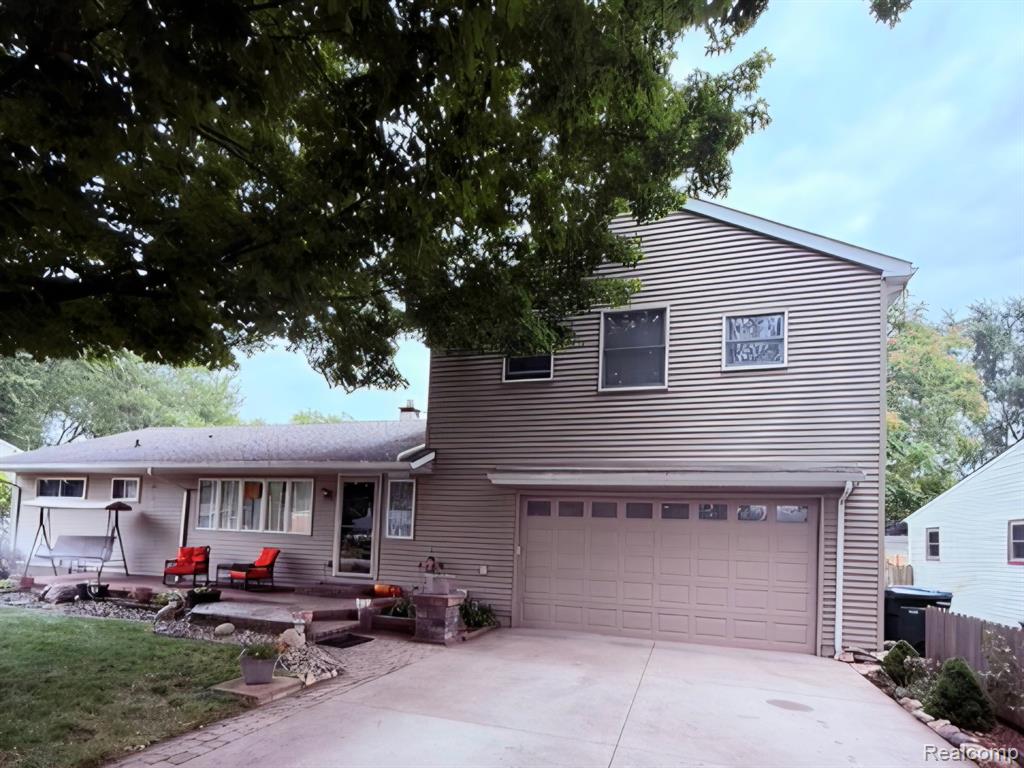 48212 Cardinal Drive, Shelby Twp, MI 48317 — Photo 2