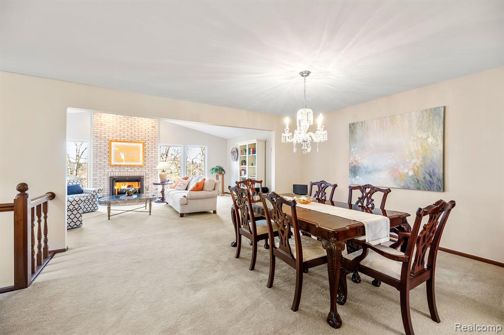 4237 SAWGRASS Drive, Bloomfield Hills, MI 48302 — Photo 3