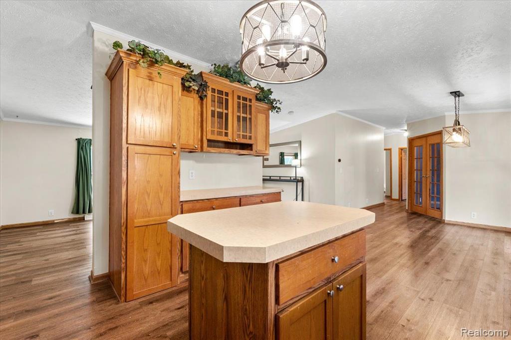 11018 WOODLAND RIDGE, South Lyon, MI 48178 — Photo 7