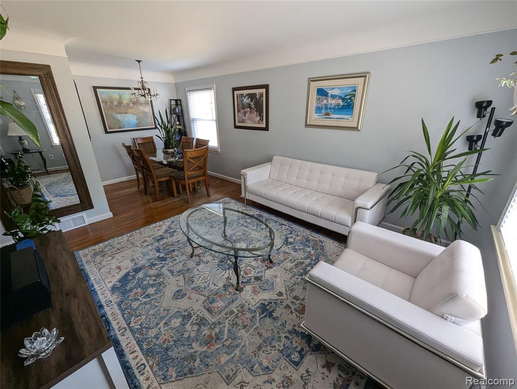 439 Lincoln Avenue, Clawson, MI — Photo 3