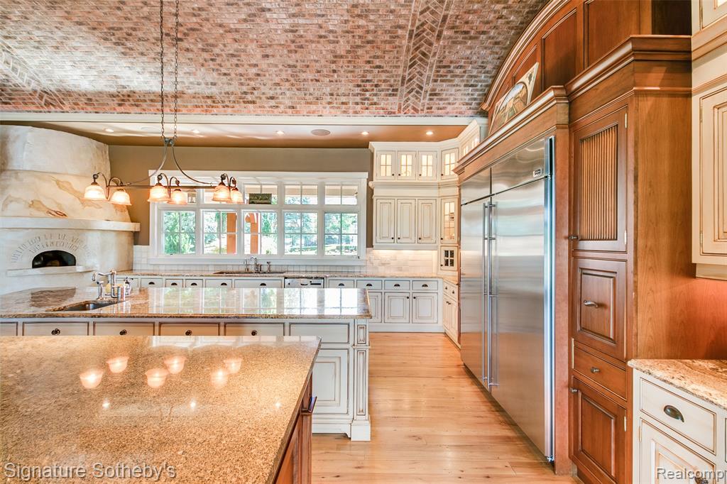 5350 Brewster Road, Rochester, MI 48306 — Photo 10