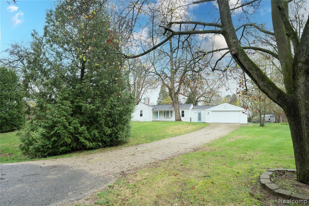 620 S Briarvale Drive, Auburn Hills, MI 48326 — Photo 4