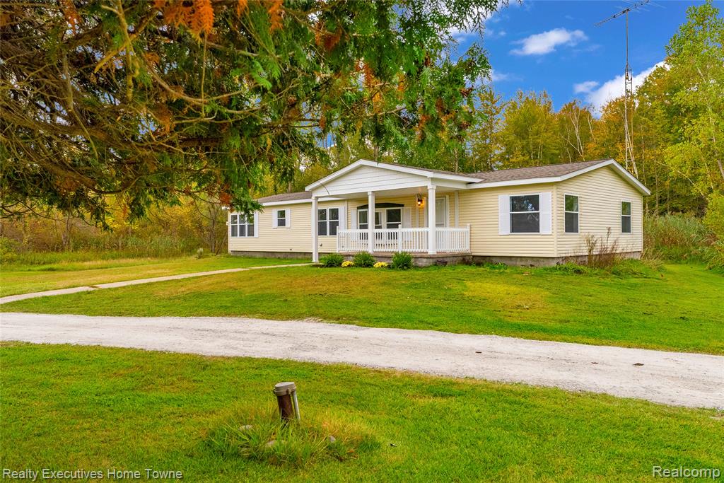 8067 Lambs Road, Wales, MI — Photo 4