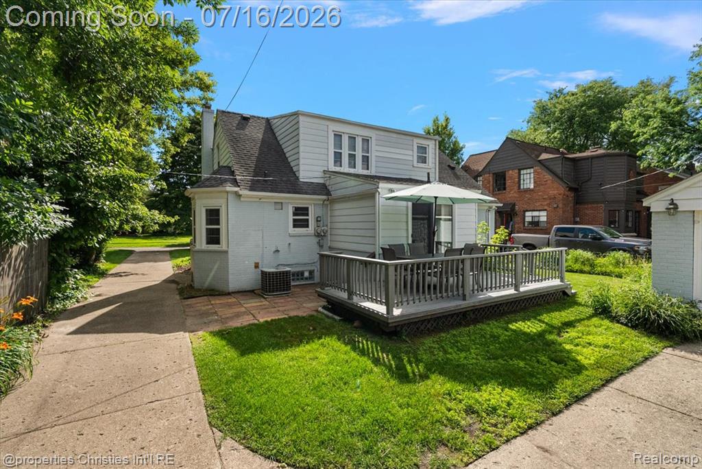 26642 York Road, Huntington Woods, MI — Photo 47