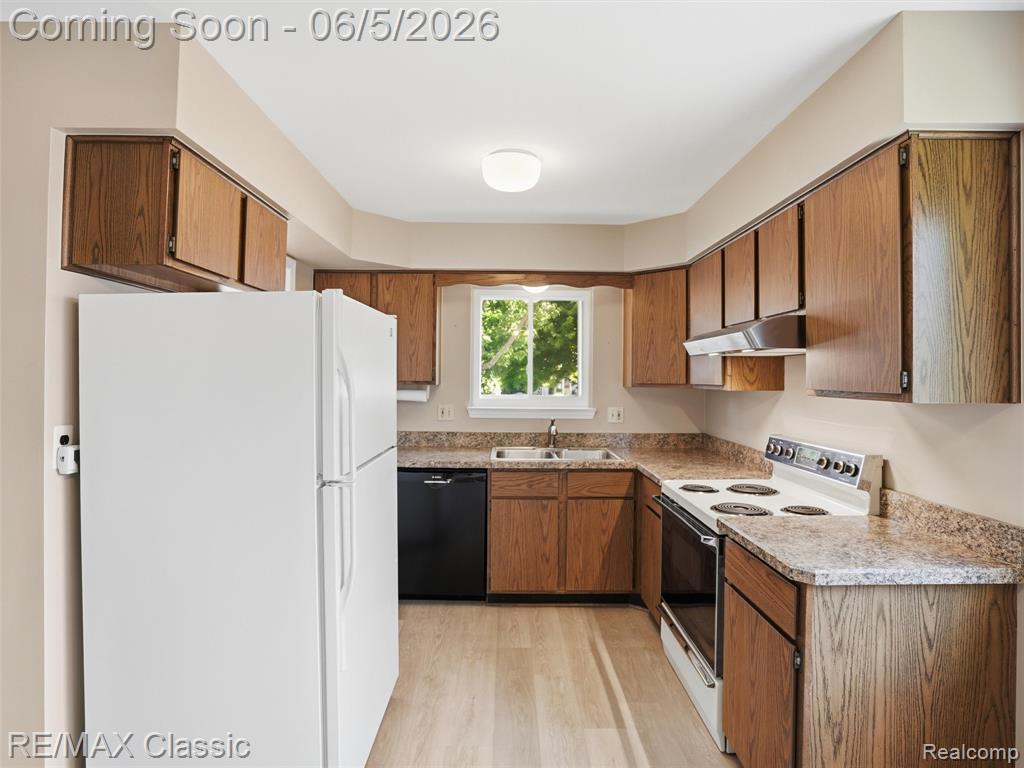 40874 Ivywood Lane, Plymouth, MI 48170 — Photo 15