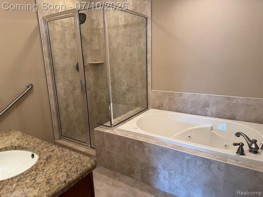49329 Village Pointe Drive, Utica, MI 48315 — Photo 19