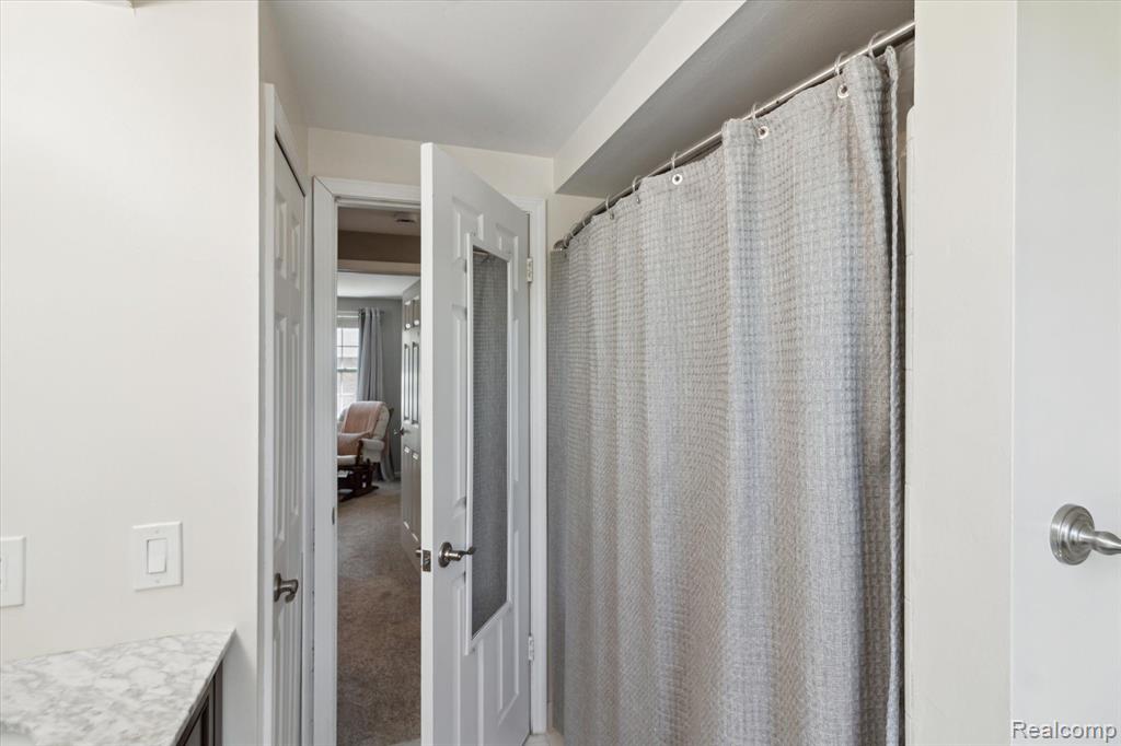42437 STEEPLEVIEW Street, Northville, MI 48168 — Photo 28