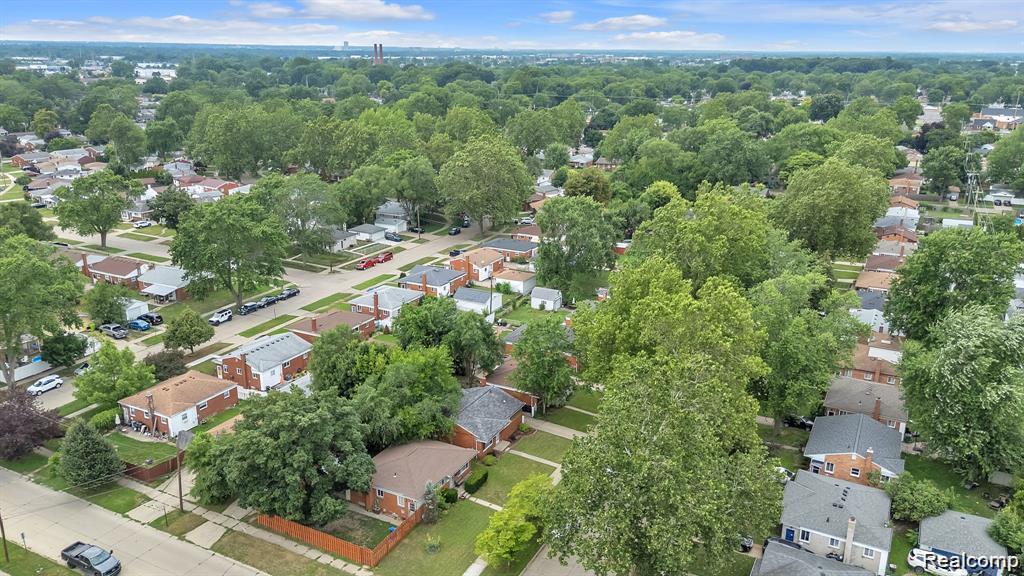 28419 Park Court, Madison Heights, MI 48071 — Photo 35