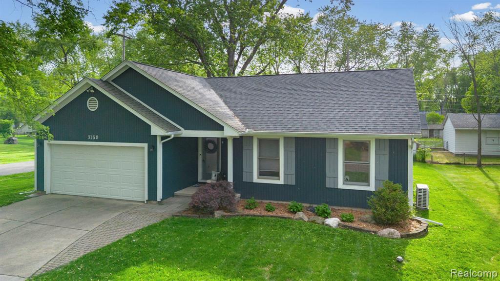 3160 Mandrake Street, Commerce Twp, MI 48382 — Photo 3