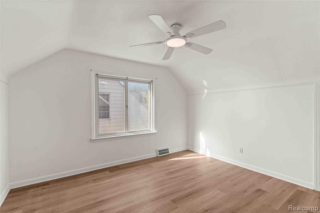 817 Lincoln Avenue, Lincoln Park, MI 48146 — Photo 14