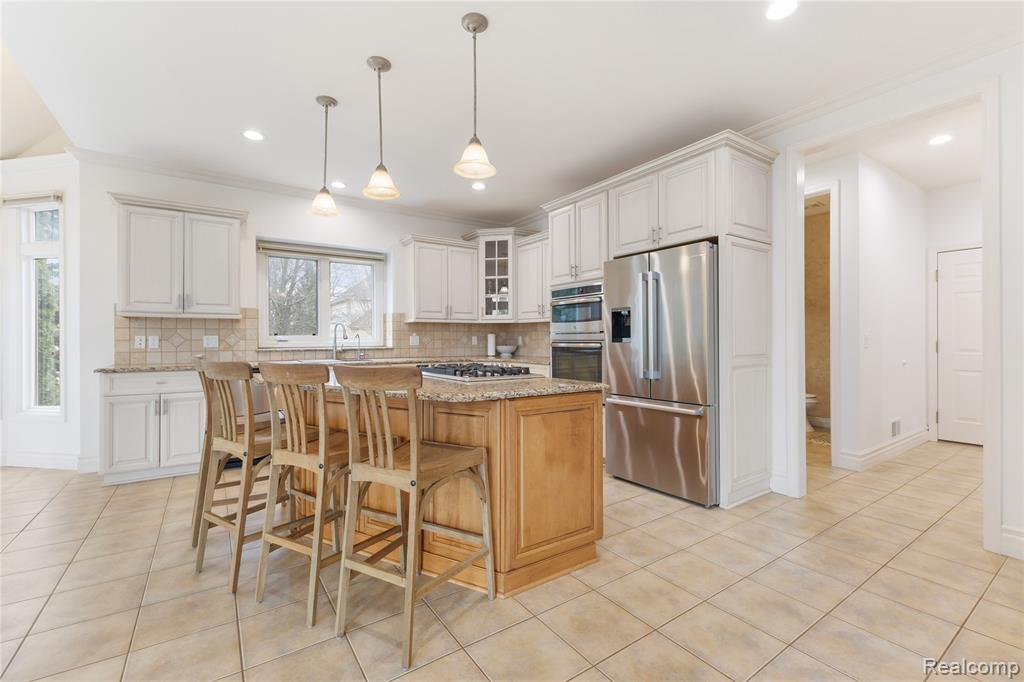 21675 Medallion Court, Macomb, MI 48044 — Photo 19