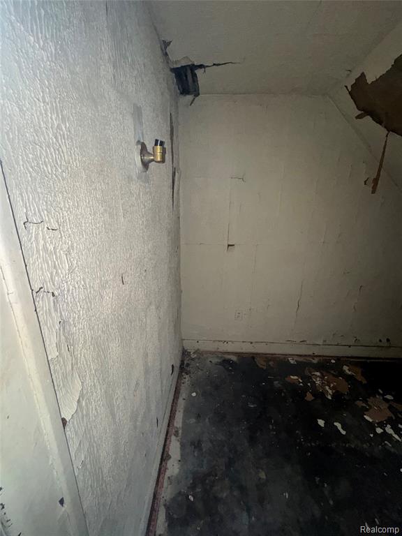 6463 Crane Street, Detroit, MI 48213 — Photo 34