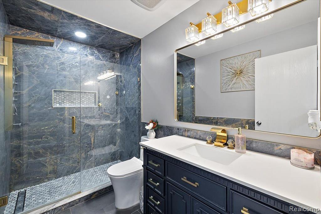 40217 LANGTON Drive, Sterling Heights, MI 48310 — Photo 27