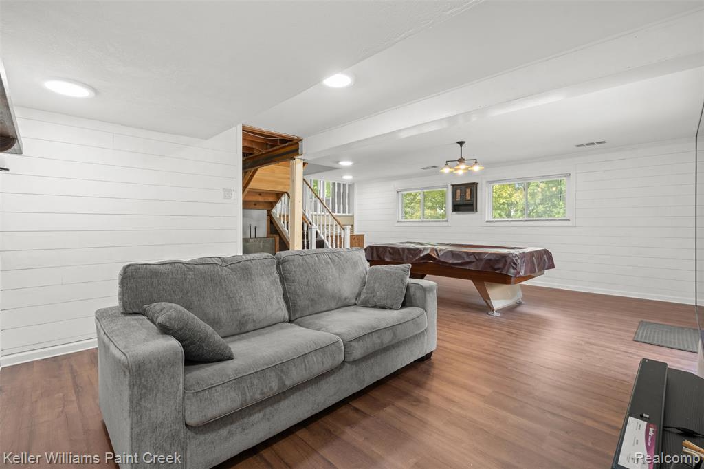 990 N Oxford Road, Oxford, MI 48371 — Photo 15