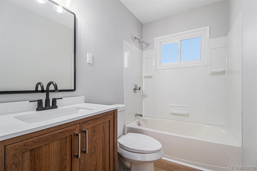 719 E TENNYSON Avenue, Pontiac, MI 48340 — Photo 14