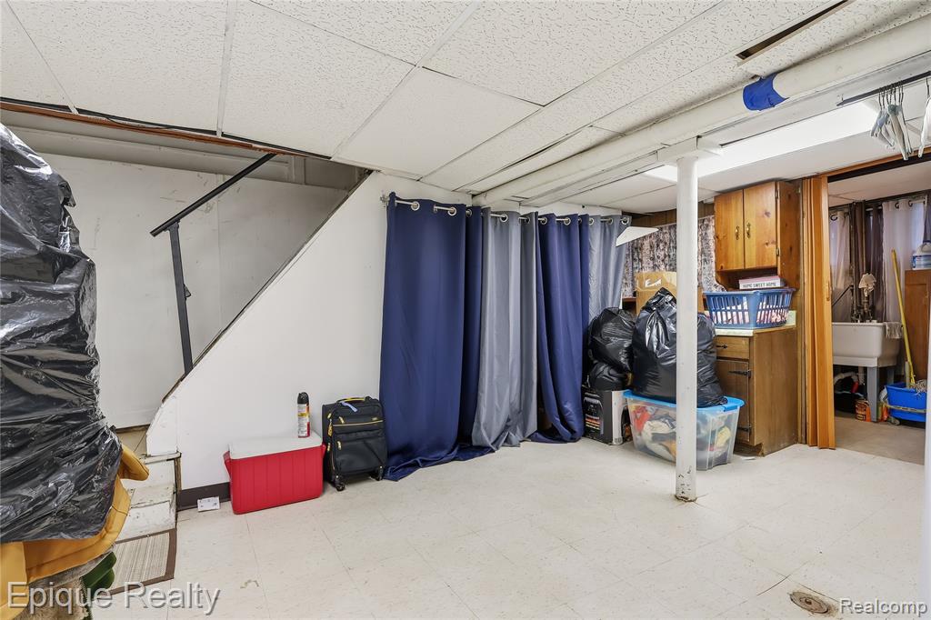 8311 Olympia Street, Detroit, MI 48213 — Photo 20