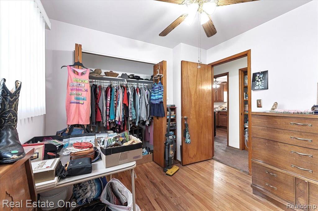 922 5TH Street, Wyandotte, MI 48192 — Photo 12