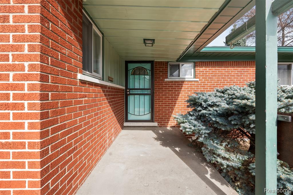 9261 Brady Court, Redford, MI 48239 — Photo 5