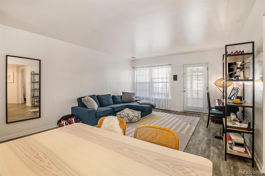 2808 S Knightsbridge Circle, Ann Arbor, MI 48105 — Photo 15