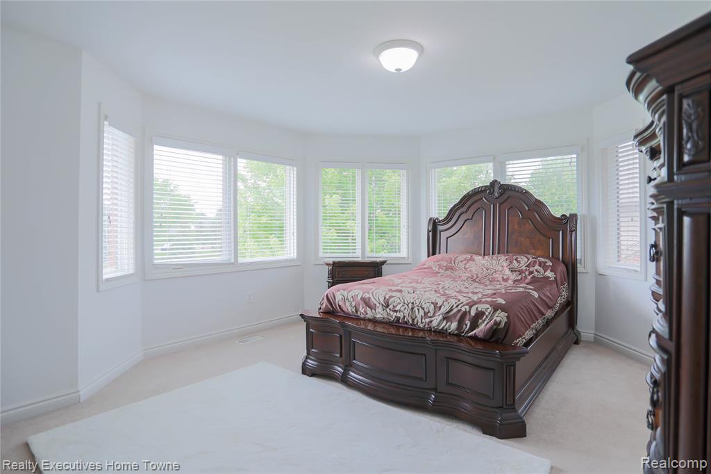 47909 Milonas Drive, Utica, MI 48315 — Photo 66