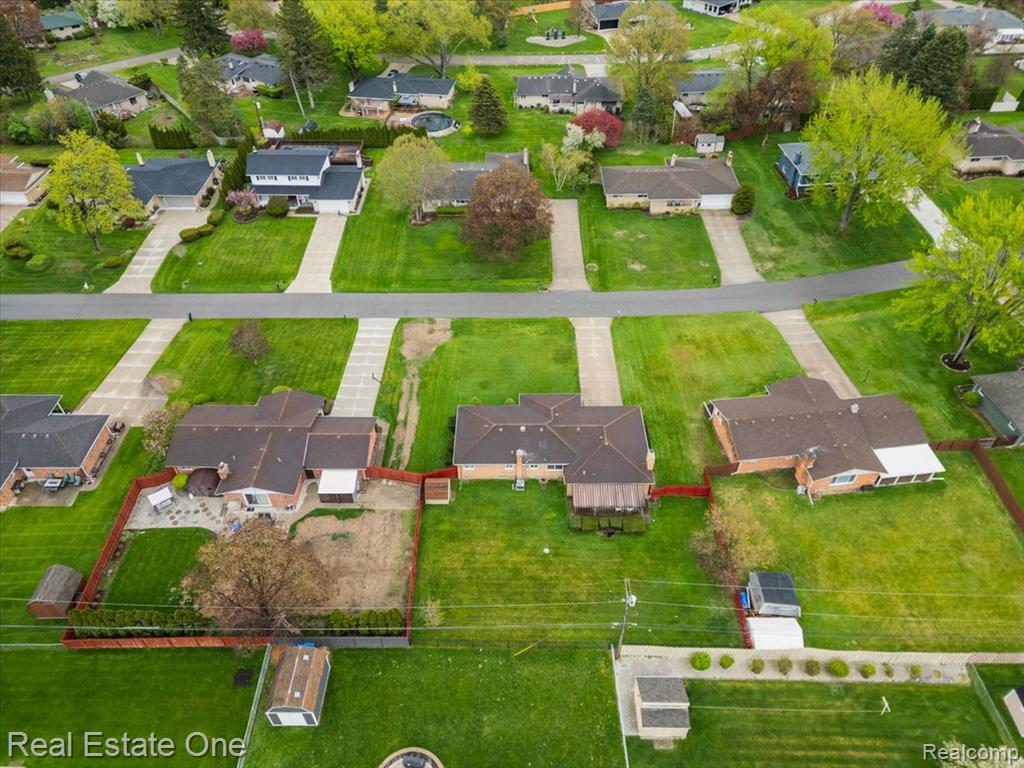 53223 Starlite Drive, Shelby Twp, MI 48316 — Photo 17