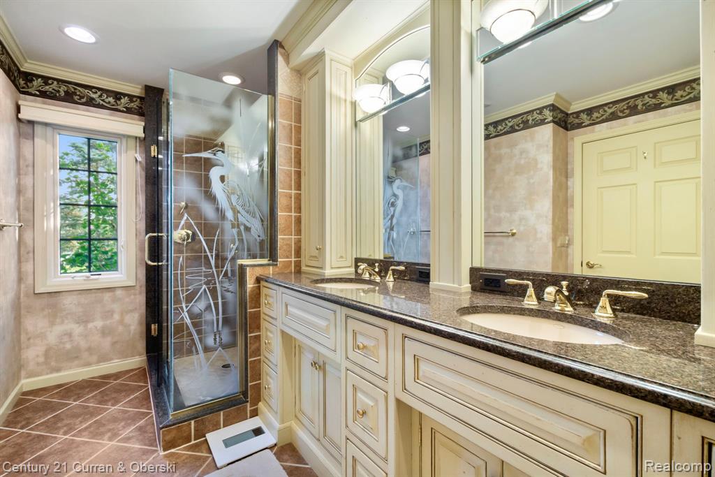 18215 Blue Heron Drive W, Northville, MI 48168 — Photo 23