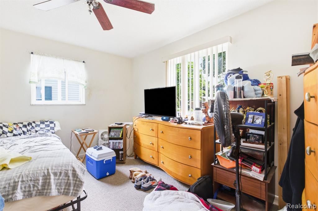625 S 11th Street, St. Clair, MI 48079 — Photo 28