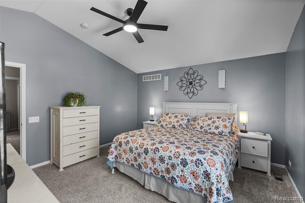 7168 Roxbury Drive, Ypsilanti, MI 48197 — Photo 19