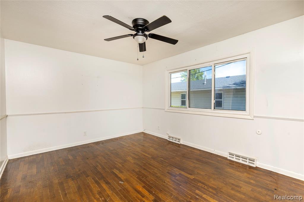 5258 Dixie Highway, Saginaw, MI 48601 — Photo 12