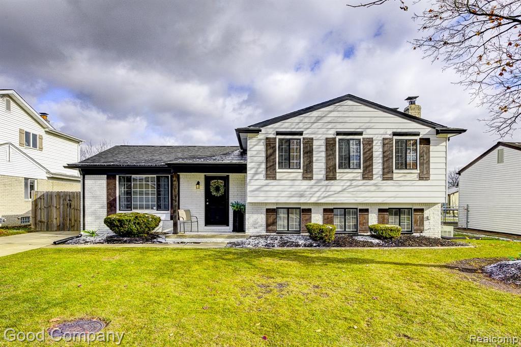 40038 Eagle Drive, Sterling Heights, MI 48310 — Photo 52