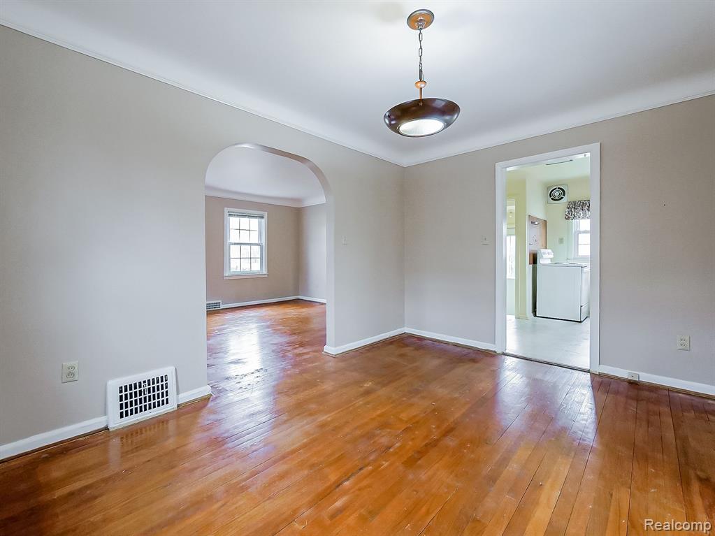 6609 CORTLAND Avenue, Allen Park, MI 48101 — Photo 6