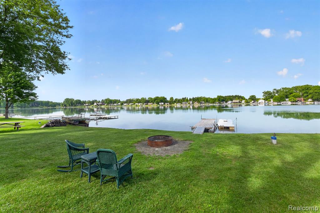 1717 Triangle Lake Road, Howell, MI 48843 — Photo 19