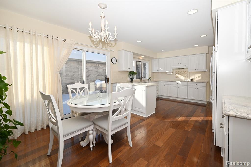 32095 SPRUCE Lane, 50, Beverly Hills, MI 48025 — Photo 14