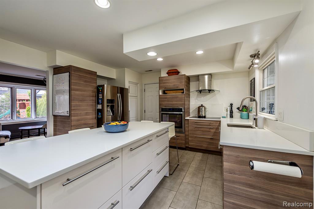 5698 RAVEN Road, Bloomfield Hills, MI 48301 — Photo 5