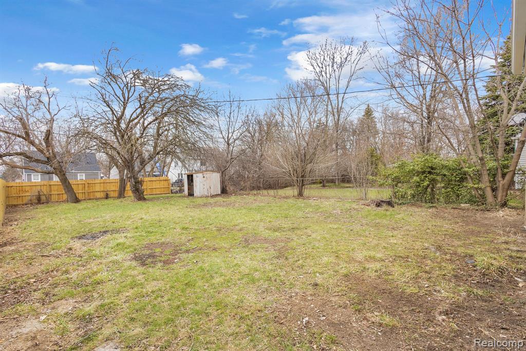 8401 Fielding Street, Detroit, MI 48228 — Photo 29