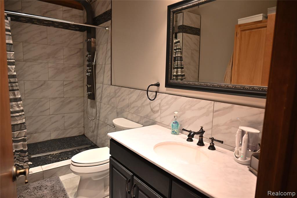 16501 Hannan Road, Romulus, MI 48174 — Photo 14