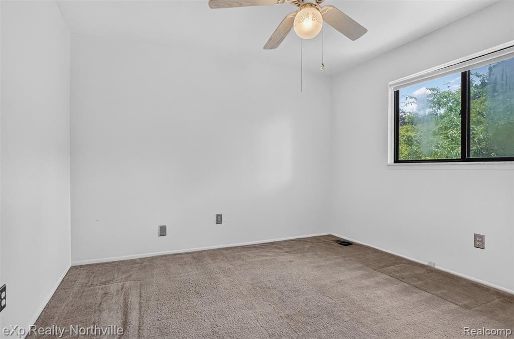 7565 Embassy Drive, Canton, MI 48187 — Photo 30