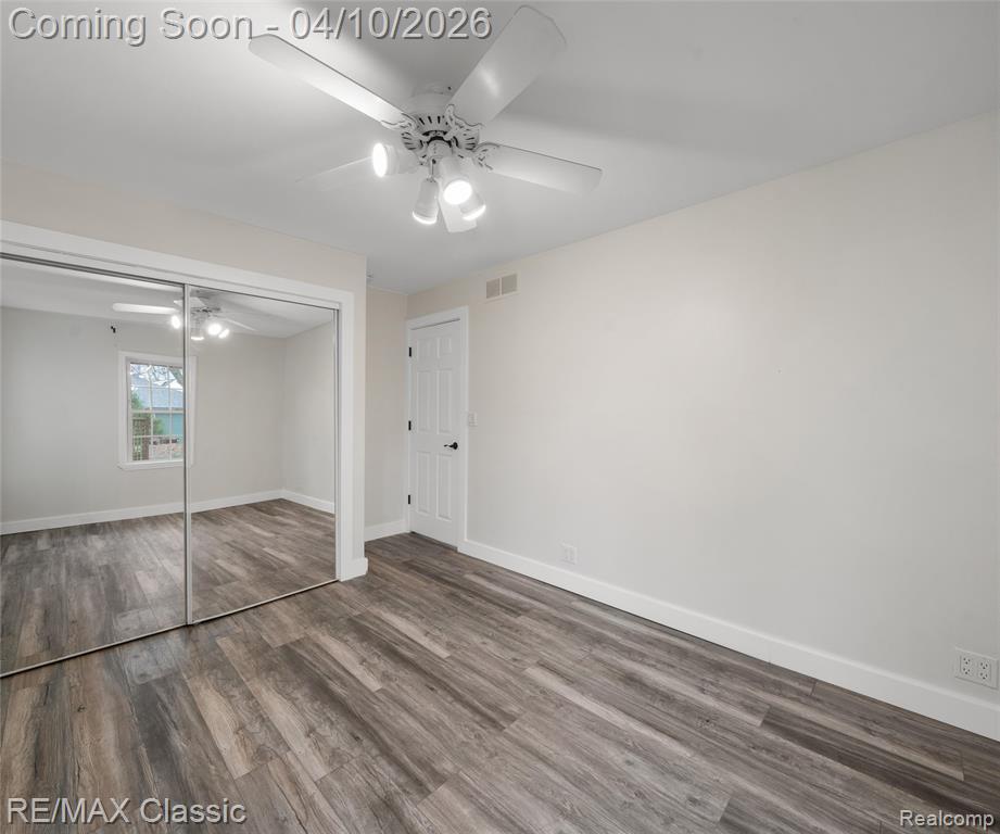 9083 Pittsfield Street, Commerce Twp, MI 48382 — Photo 18